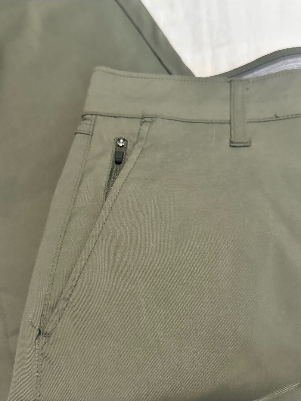 WP Weatherproof Stretch Slim Fit Tech Utility Pant - Olive - Picture 4 of 4